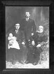Quatre générations masculines de la famille Brunet.
