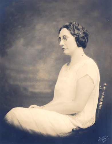 Agnes Macphail in Ottawa shortly after her election to Parliament in 1921. Courtesy the Grey Roots Museum & Archives.