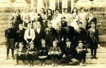 Laura Secord School in Queenston - Class of Miss Hazel Corman, 1922