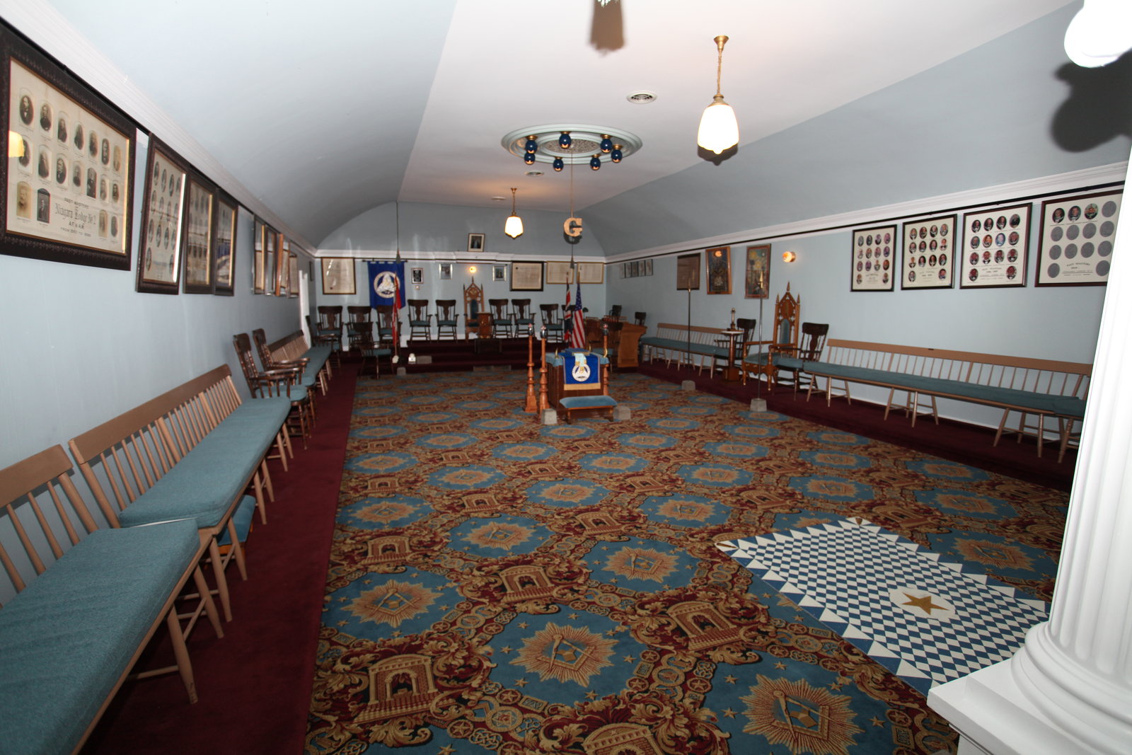 masonic-hall-in-niagara-on-the-lake-the-lodge-room-niagara-on-the