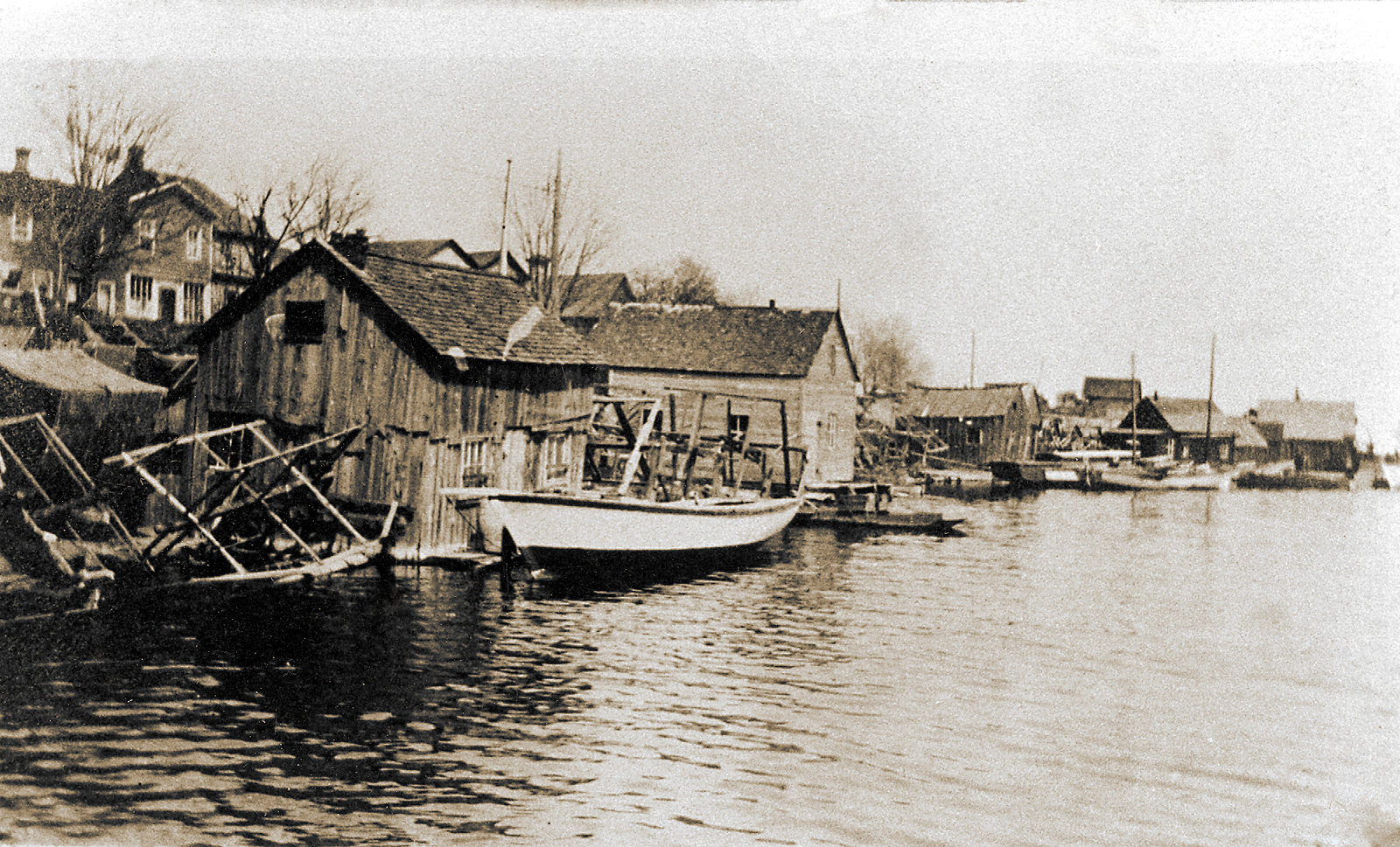 Bronte Harbour circa 1916 (Provided by Bronte Historical Society)