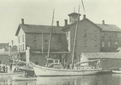 SILVER CHIEF (1898, Schooner)