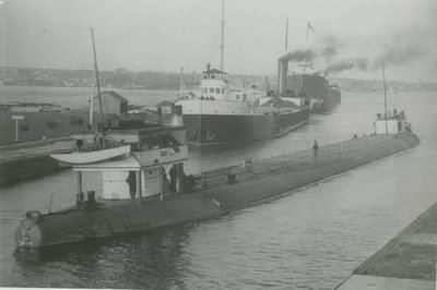 132 (1893, Barge)
