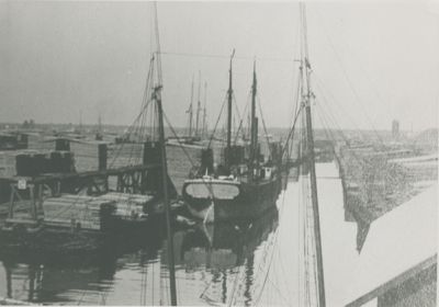 JENNETT (1881, Barge)