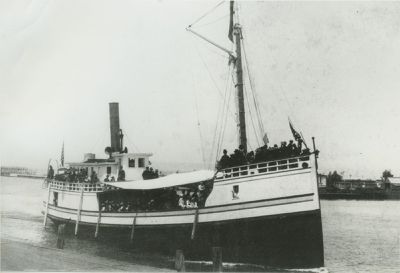 GLENN (1889, Steambarge)