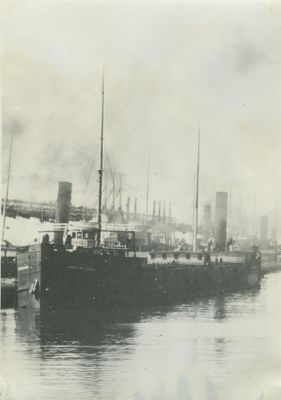 BUNSEN, ROBERT  W. E. (1900, Bulk Freighter)