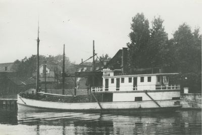 LILY (1889, Steambarge)