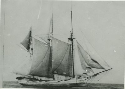 HAYES, R. (1867, Scow Schooner)