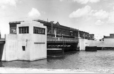 Second Avenue Bridge