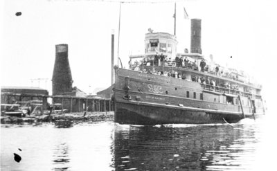 CITY OF ALPENA entering Thunder Bay River