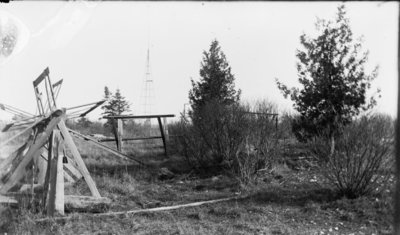 Middle Island:  Reel Net Driers and Tower