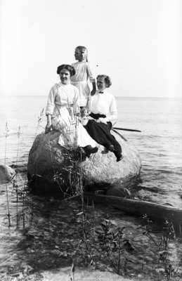 Middle Island:  Lillian Hartlep (left), Esther Hartlep (middle), and probably Mrs. McArthur (Lillian's mother).