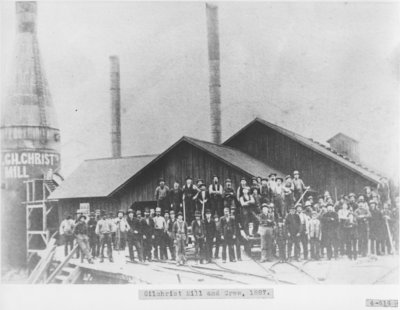 Gilchrist Mill and Crew