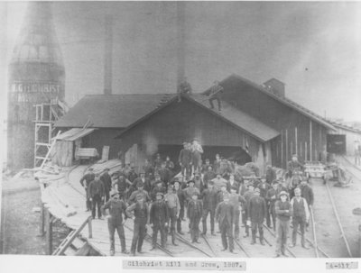 Gilchrist Mill and Crew