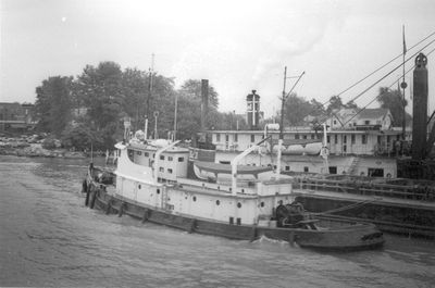 LT. COL. JOHN H. ADAMS (1942, Tug (Towboat))