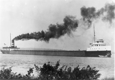 LOUIS R. DAVIDSON (1912, Bulk Freighter)