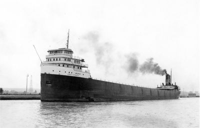 JOSEPH H. FRANTZ (1925, Bulk Freighter)