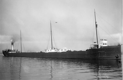 JOHN W. GATES (1900, Bulk Freighter)