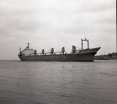 GRACE L. (1971, Ocean Freighter)