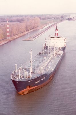 IMPERIAL ST. CLAIR (1974, Tank Vessel)