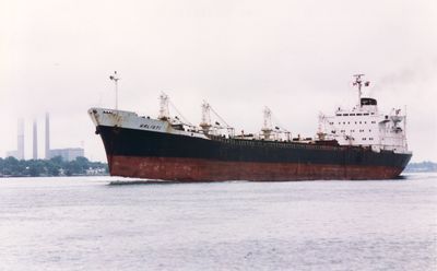 LONDON VISCOUNT (1977, Ocean Freighter)