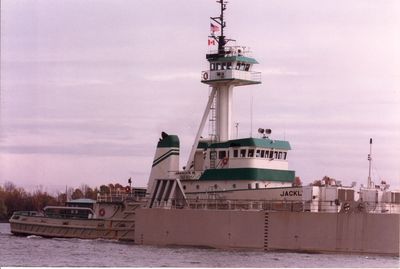 ANDREW MARTIN (1976, Tug (Towboat))