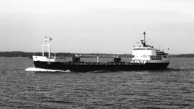 MONDOC (1962, Bulk Freighter)