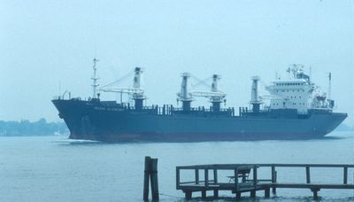 NOBLE RIVER (1984, Ocean Freighter)