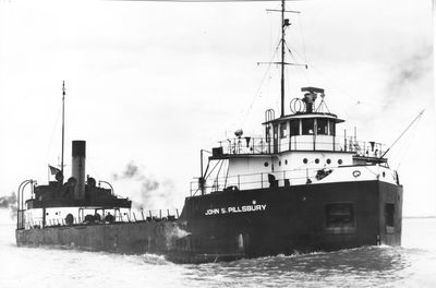 JOHN S. PILLSBURY (1926, Bulk Freighter)