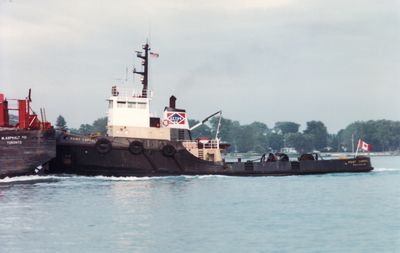 POINTE LEVY (1966, Barge)