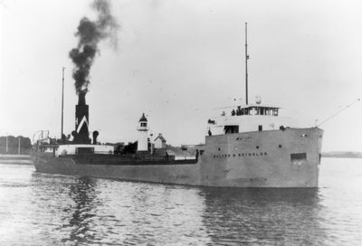 WALTER B. REYNOLDS (1925, Bulk Freighter)