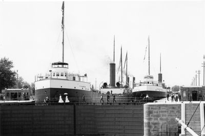 F.B. SQUIRE (1903, Bulk Freighter)