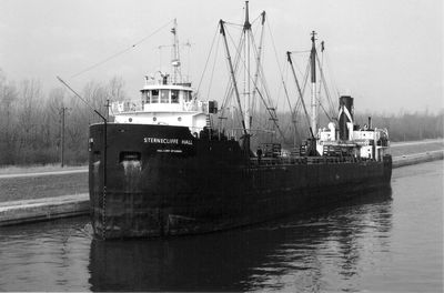 STERNECLIFFE HALL (1947, Package Freighter)