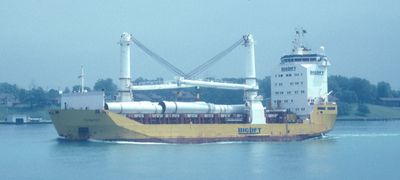 TRAMPER (1999, Ocean Freighter)