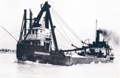 TRENTON (1905, Dredge)