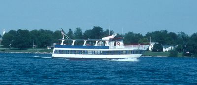 VISTA QUEEN (1973, Excursion Vessel)