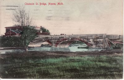 293 Chisholm Street Bridge