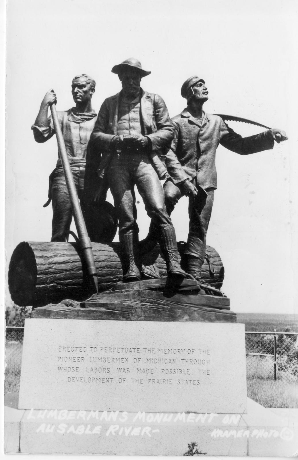 051 Lumbermen Memorial near East Tawas, Mich