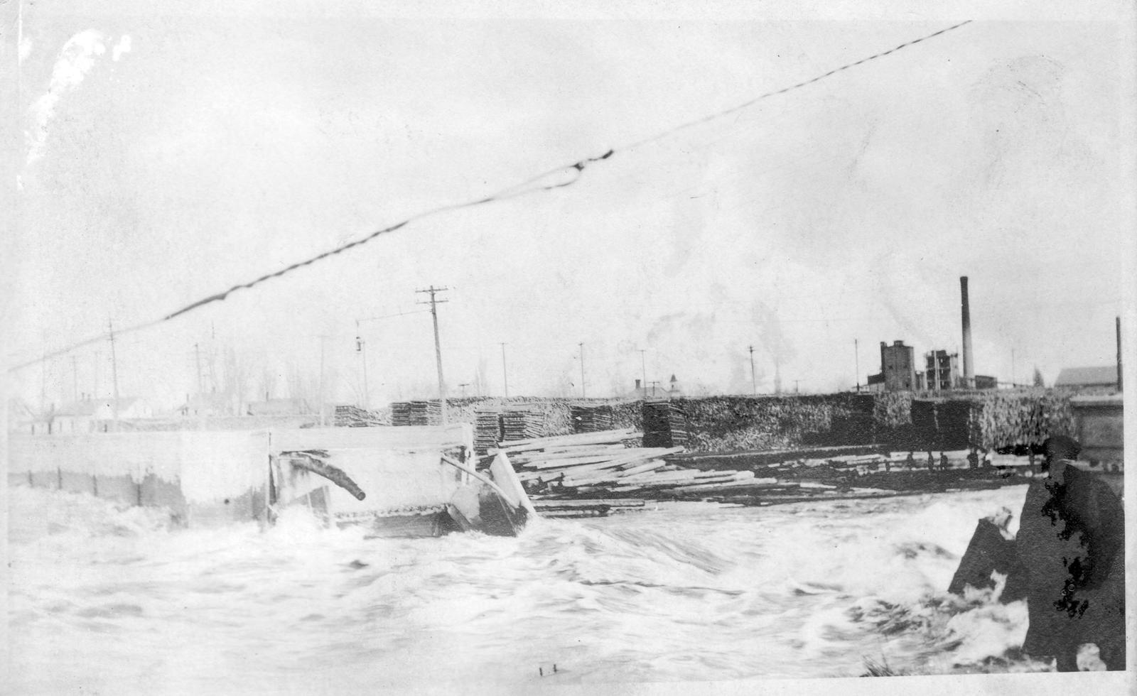 261 Washout of Ninth Street Bridge, April 1923