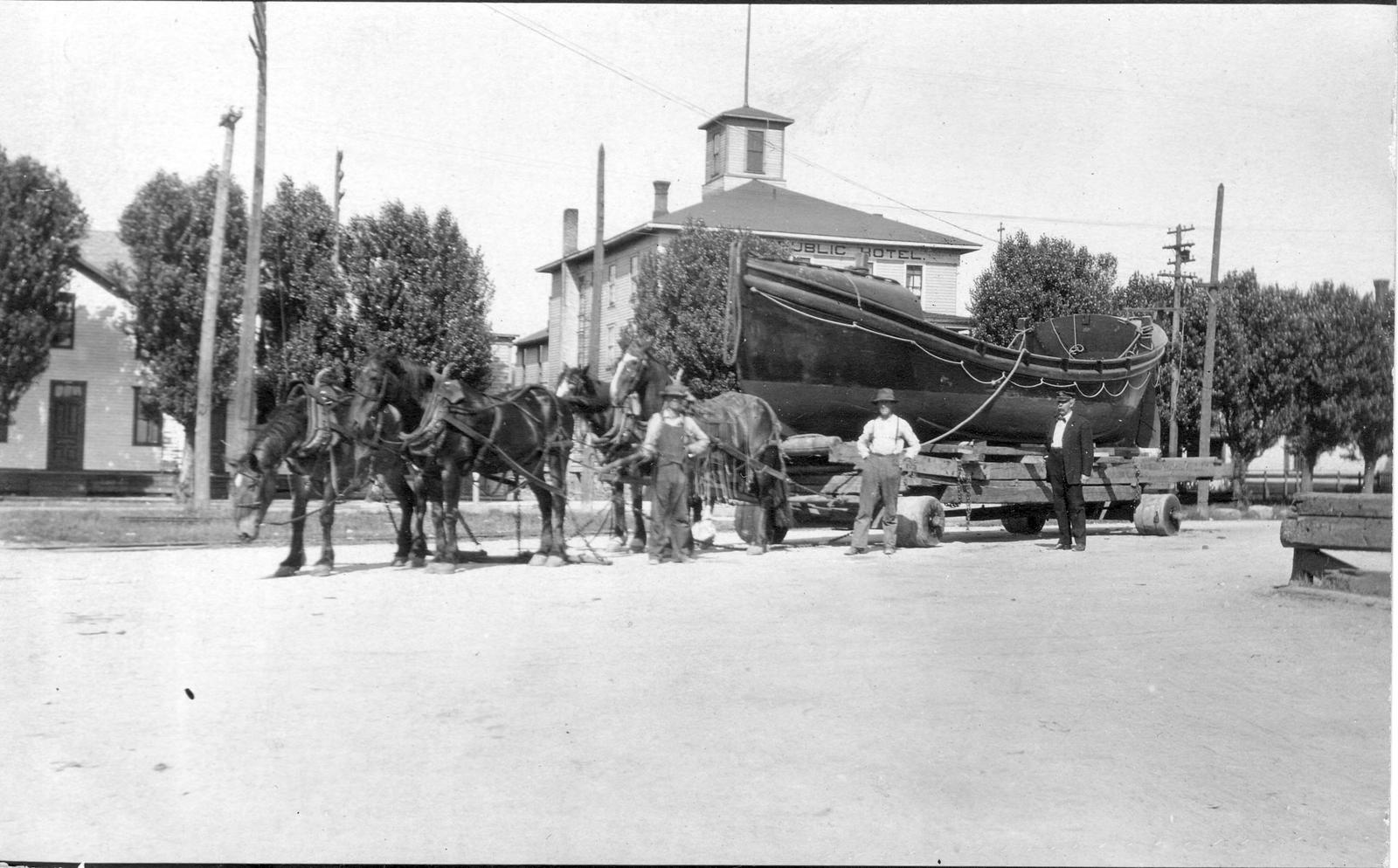 389 Moving a Lifeboat