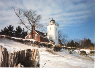 399 40 Mile Point Lighthouse