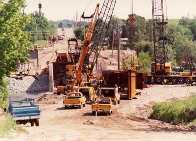 Construction of Wellington St. bridge, Bracebridge