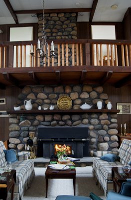 Fire Place, The Woodmere Inn, Presqu'ile Park