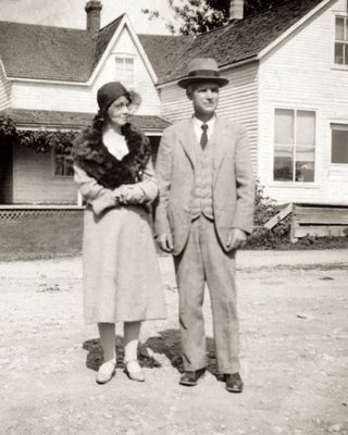 <b><font size = 4>Mr. & Mrs. George Bowen</b></font><BR>