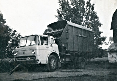 Motorized Fox Harvester Wagon