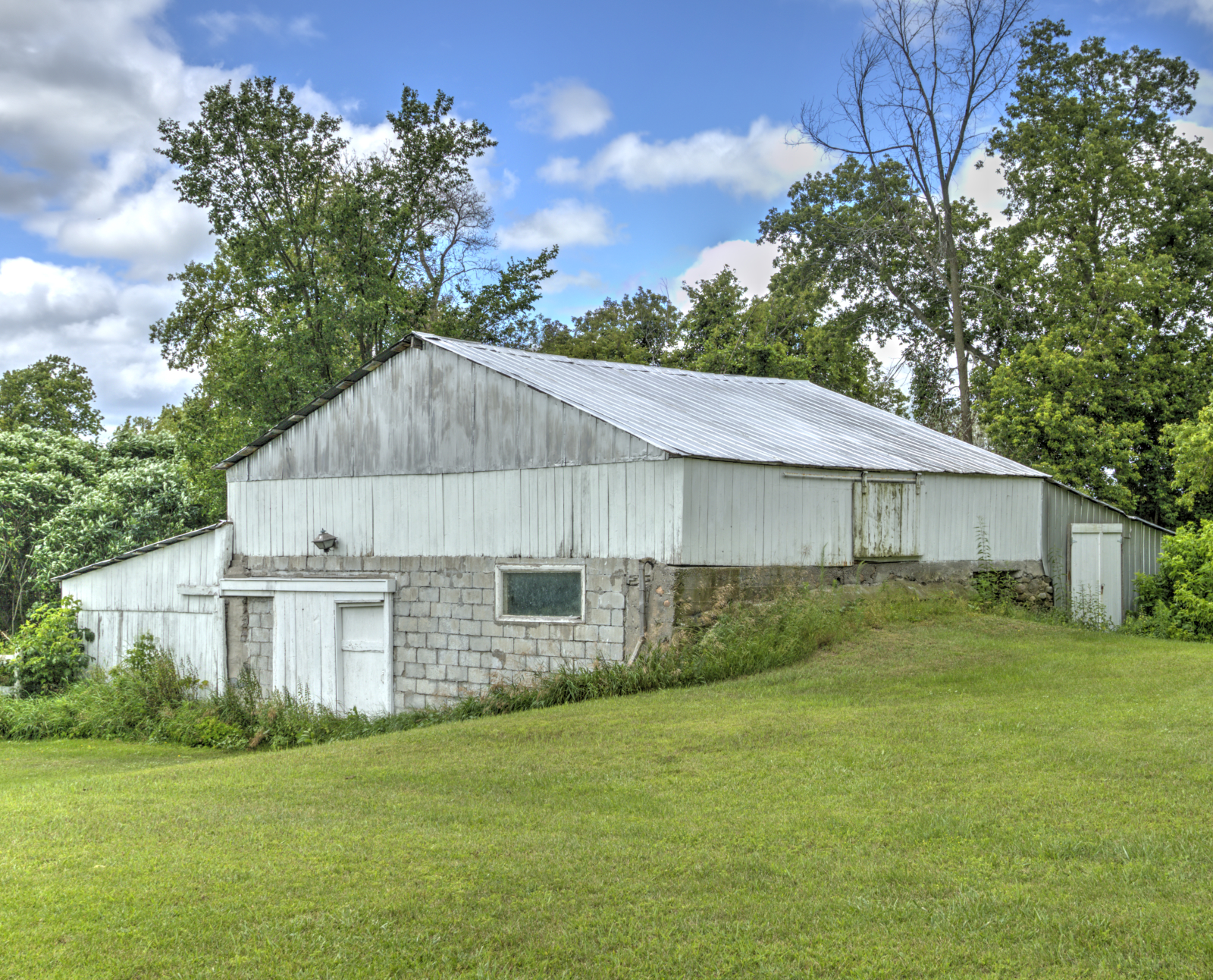 The Huitema family, 601 Old Wooler Road