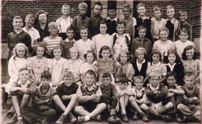 Brighton Public School - Grades IV and V, 1944