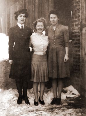 Three women outdoors   Reverse inscription: 21/1/45