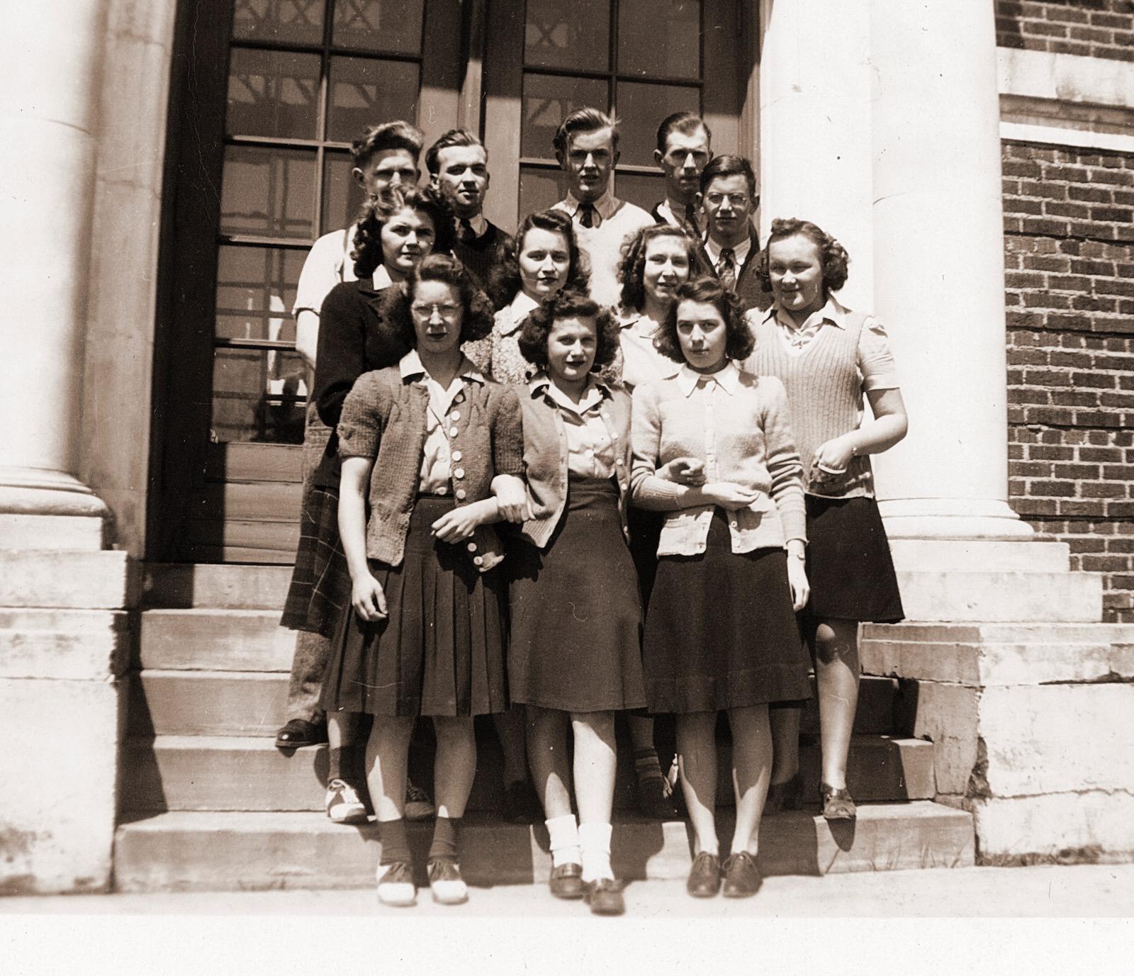 Brighton High School 5th Form 1943