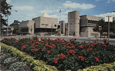 Brantford City Hall, 100 Wellington Square